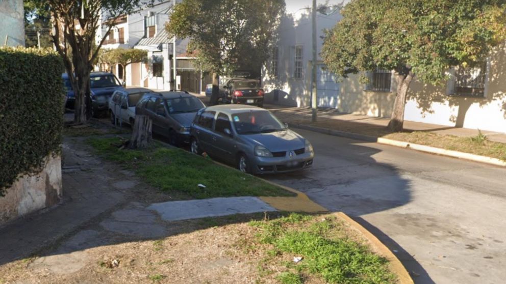 En esta esquina sucedió el homicidio de Gastón Damián Ponce (Google Street View).