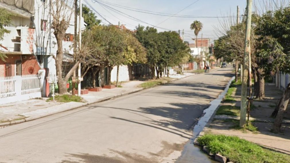 Ac�, en este vecindario, fue localizado el cuerpo sin vida de Ver�nica Anal�a Gonz�lez.