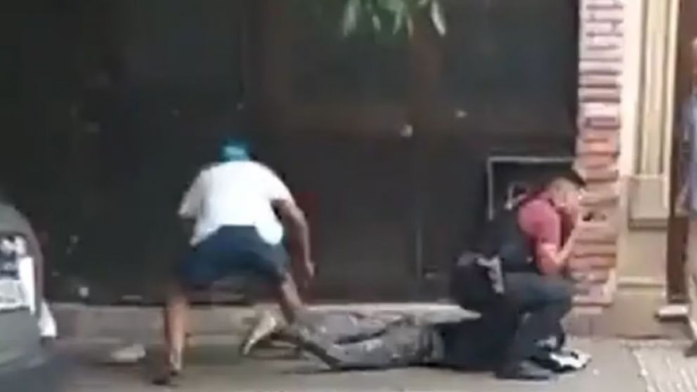 El video se viralizó en las redes sociales.
