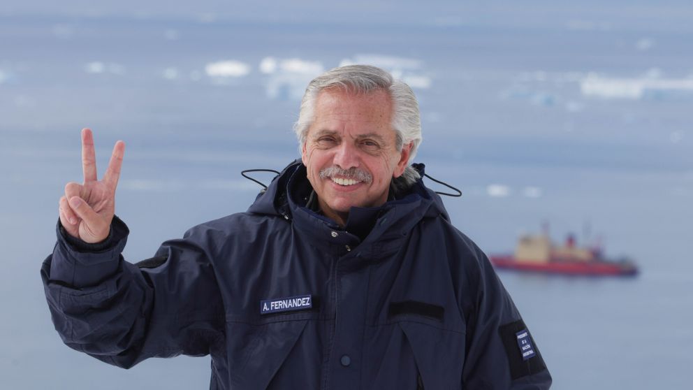Alberto Fernández, el cuarto jefe de Estado en pisar la Antártida.
