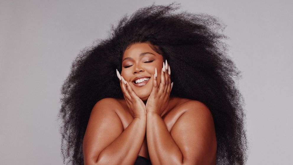 Lizzo presenta "Special" ft. SZA, su nuevo single