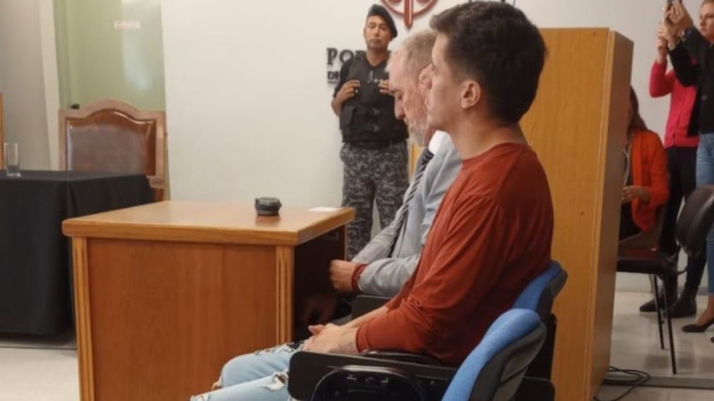 Minutos después de las 12 comenzó la lectura de las penas.