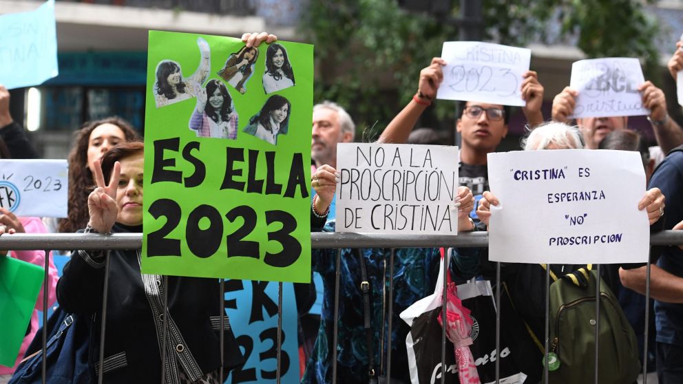 El Frente de Todos llamó a "impedir la proscripción" de CFK (Télam).