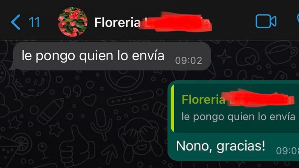 Quiso hacerle un tierno regalo a su novia por San Valent�n, pero a ella le lleg� cualquier cosa por una ins�lita confusi�n.