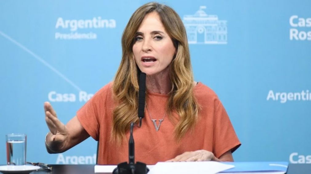 La funcionaria present� los detalles del programa MejorAr Tu Hogar y anunci� el acuerdo de 10 millones de d�lares para el financiamiento.