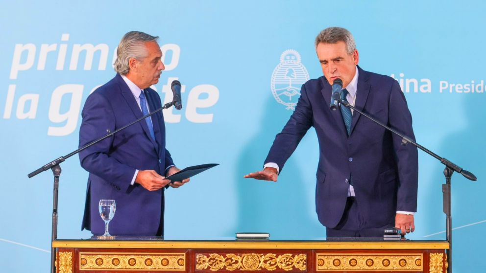 Agustín Rossi es el nuevo jefe de Gabinete y prepara reuniones individuales con todos los ministros.