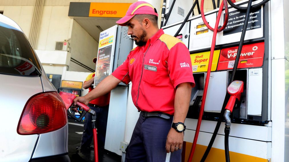 Shell anunció un nuevo aumento del 4% promedio en sus combustibles (Crónica/Jonatan Moreno).