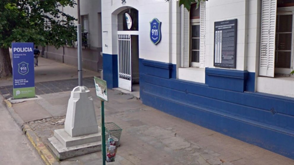 Integrantes de esta seccional intentan capturar al sospechoso, de 30 años.