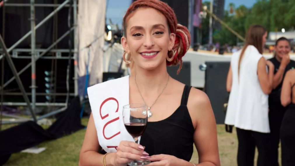 Natalia Mercery es la reina de la Vendimia de Guaymall�n (MendozaHoy).