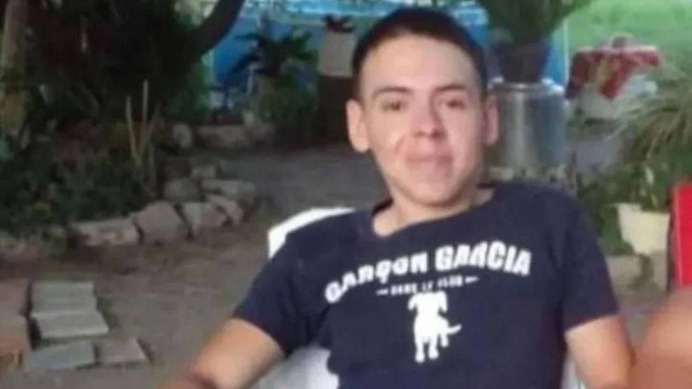 Mateo Pérez, de 22 años, y trabajaba en una panadería.