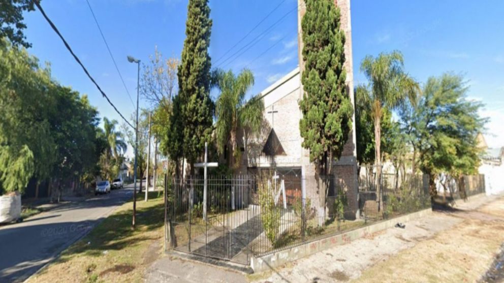 Imagen de la capilla Nuestra Se�ora de los Trabajadores, del barrio de Villa Caraza.