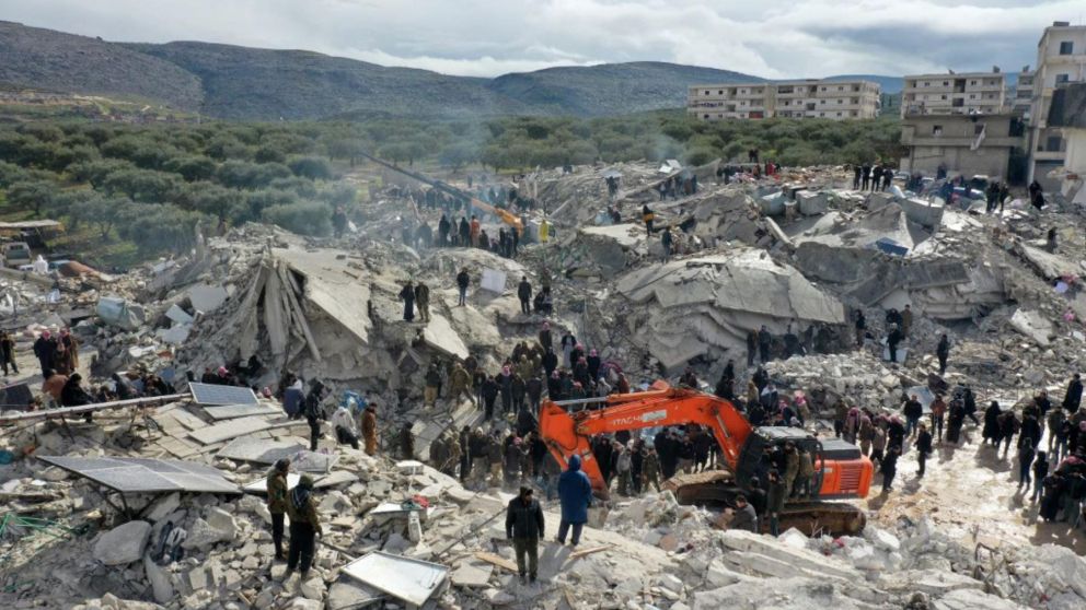 El terremoto en Turquía y Siria provocó la muerte de más de 9.500 personas y decenas de miles de heridos (Télam).