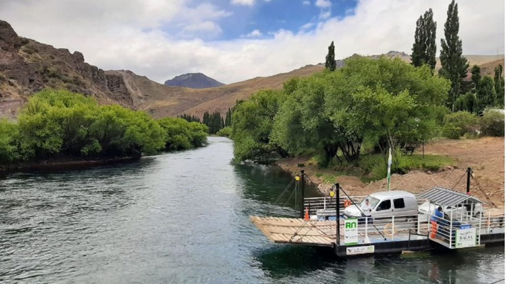 Villa Llanquín: un paraíso patagónico "poco conocido" donde el descanso está asegurado.