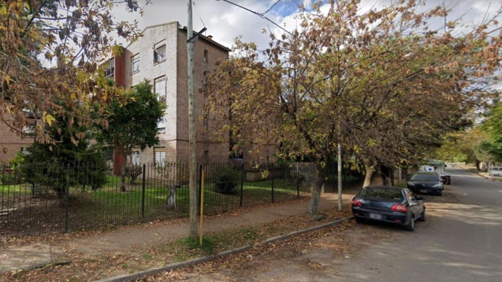 Acá, en este barrio, sucedió el femicidio de Perla Gilbertti.