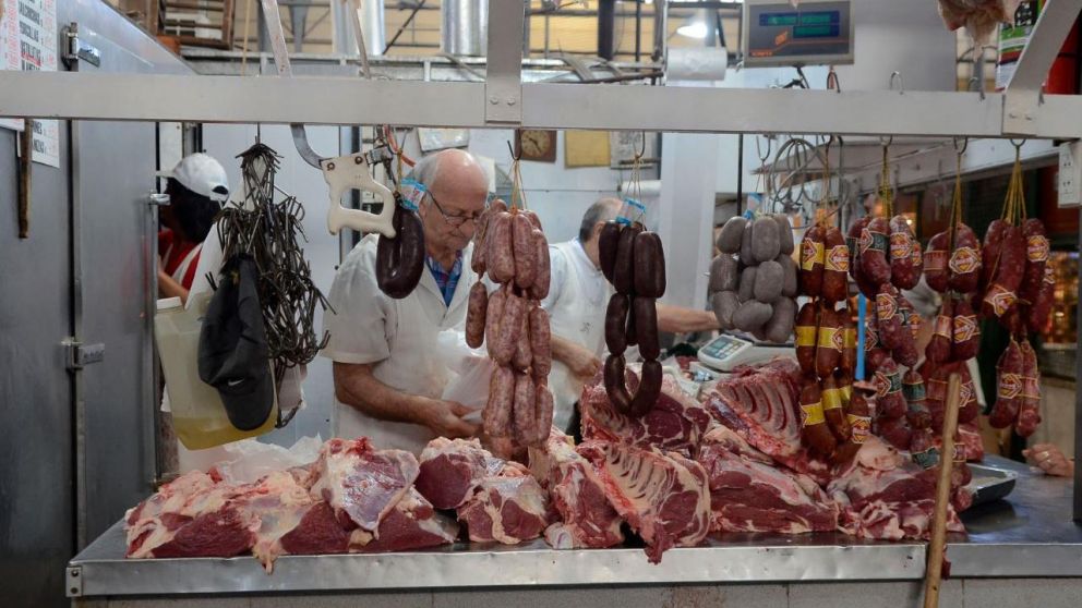 En las últimas semanas hubo aumentos del 30% en el precio de la carne, luego de un 2022 con incrementos mucho menores al promedio de inflación (Crónica/Fernando Pérez Ré).