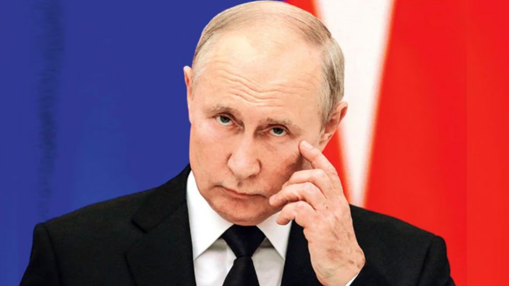 Putin durante el acto por el 80° aniversario de la victoria soviética contra el nazismo en la Batalla de Stalingrado.