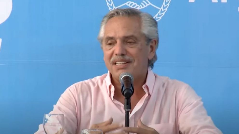 Alberto Fernández apuntó a lograr un país "más federal".