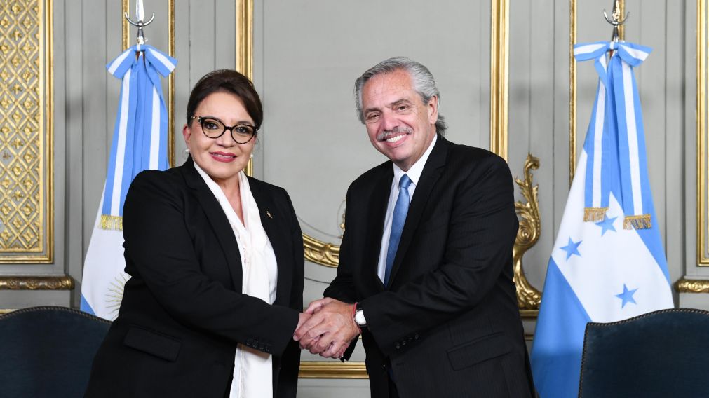 Xiomara Castro y Alberto Fernández.