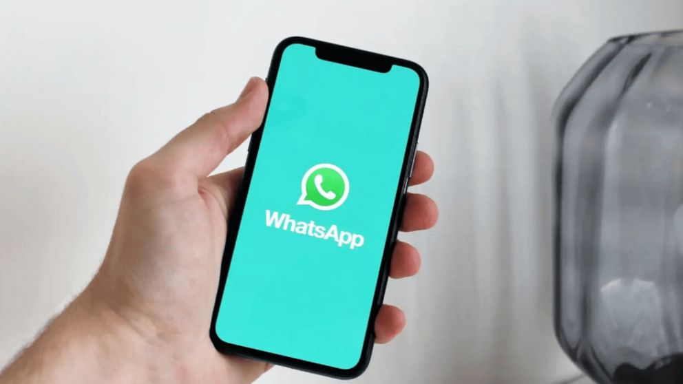 WhatsApp: la nueva funci�n de la plataforma que permite hablar con Dios.