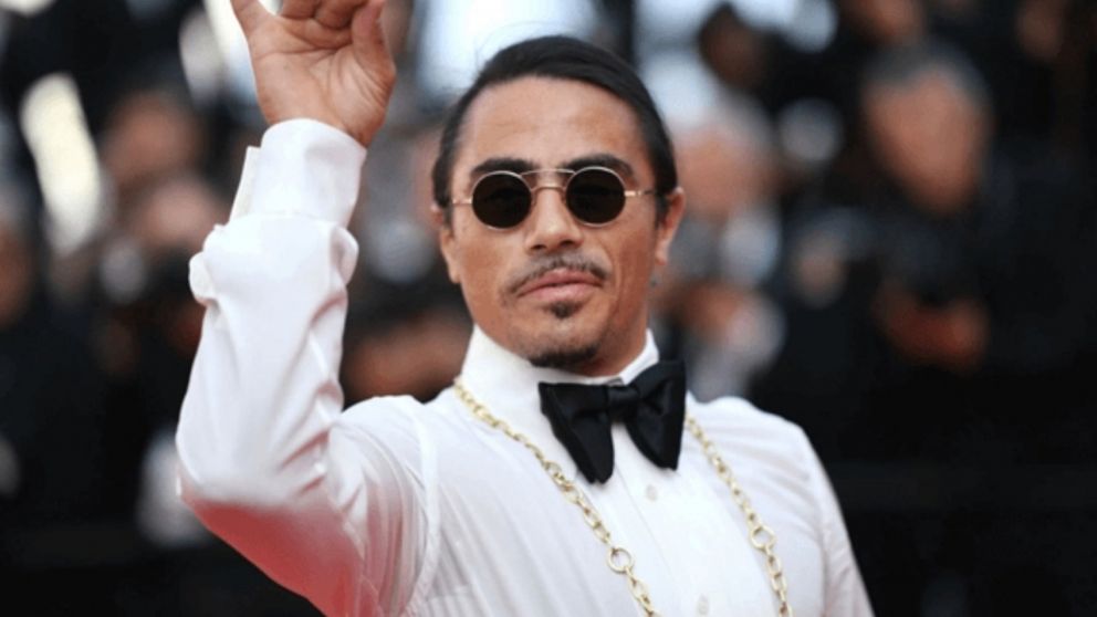 El famoso chef Salt Bae revel� que planea abrir un restaurante en Argentina (Imagen ilustrativa).