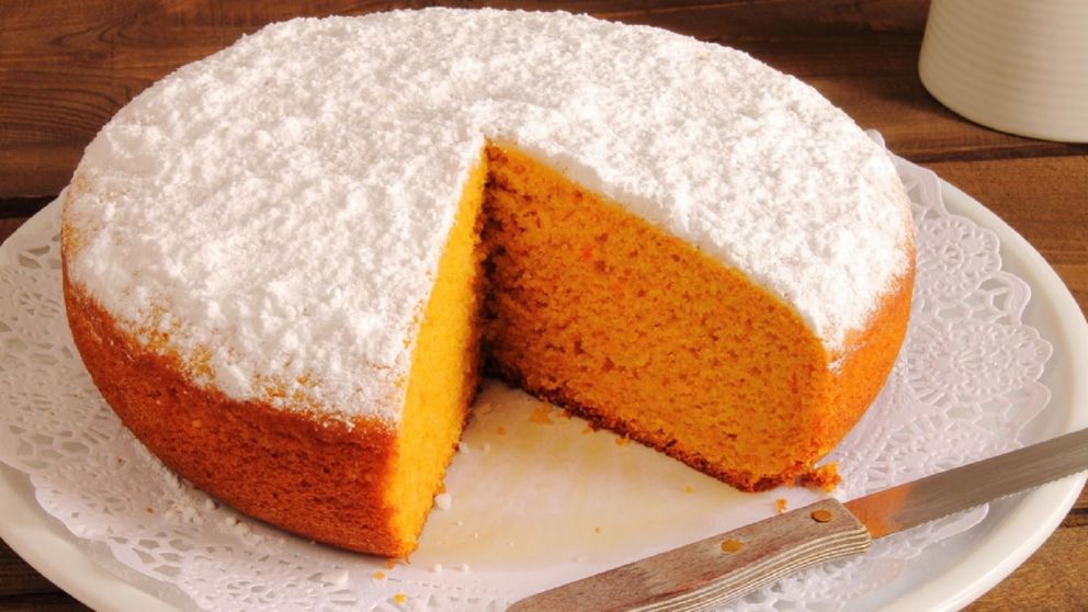 F�cil, rica y liviana: el paso a paso para hacer una torta de zanahoria.