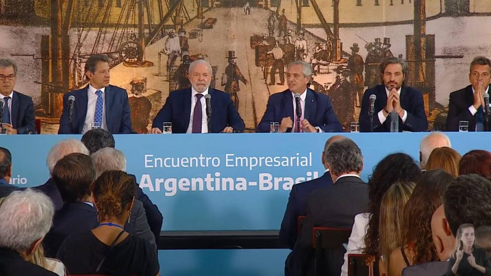Alberto Fernández encabezó junto a Lula, la apertura de un encuentro empresarial: "Estamos viviendo un punto de inflexión en la historia de Argentina y Brasil".