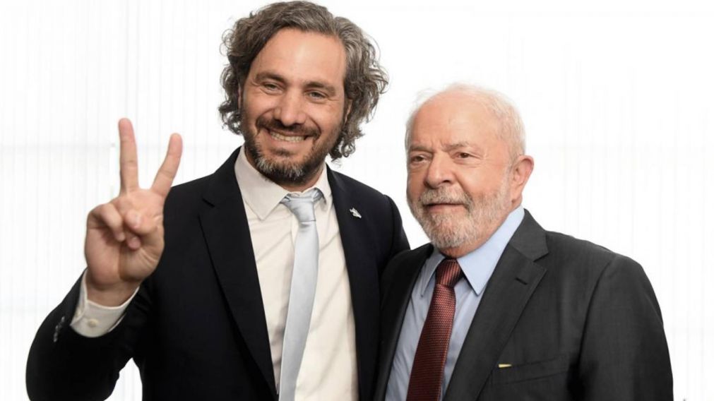 Santiago Cafiero recibe esta noche a Lula en Aeroparque.