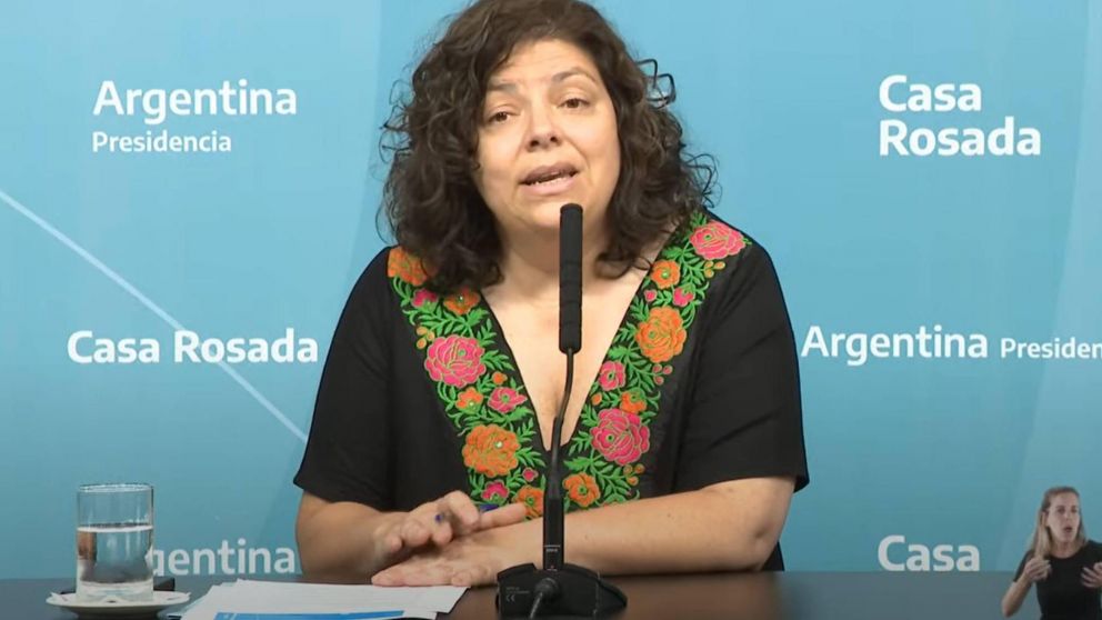 La ministra de Salud nacional informando desde la Casa Rosada.