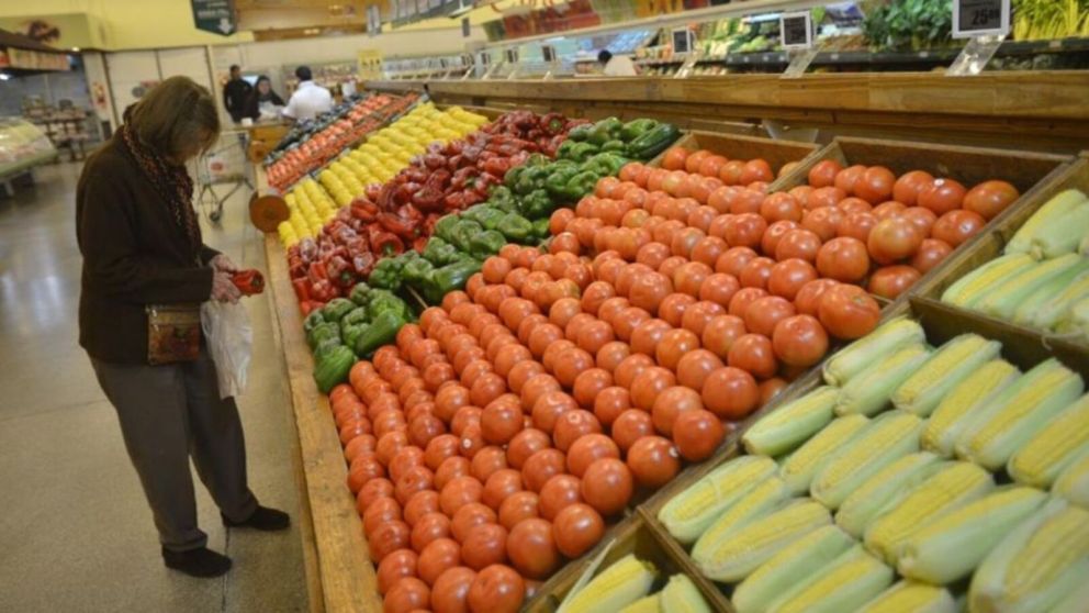 Las verduras se incrementaron el 11% en diciembre y empujaron hacia arriba el promedio de Alimentos y bebidas.