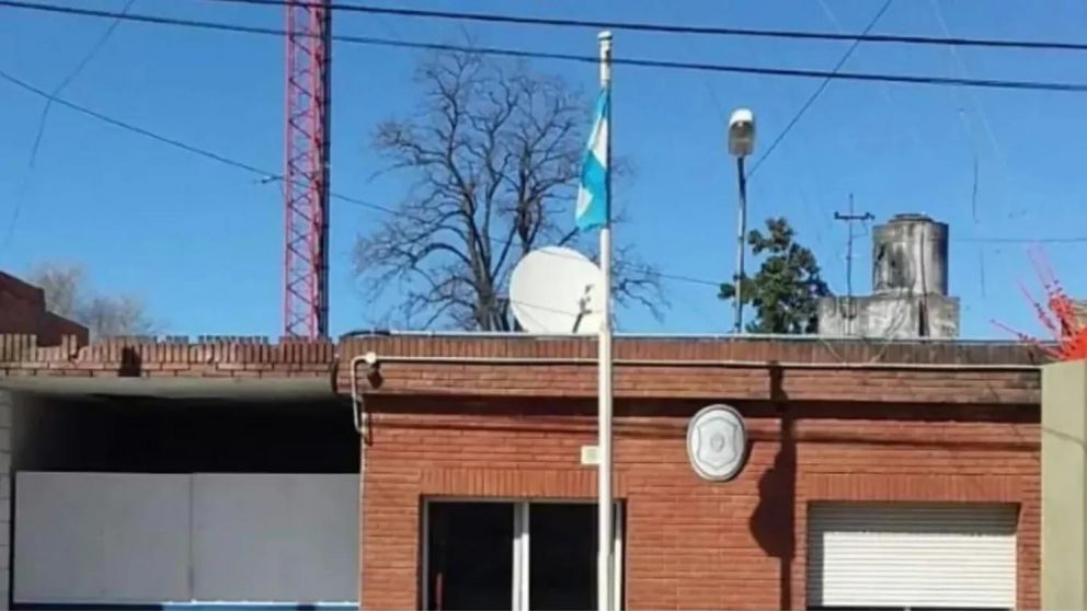 Cuando los efectivos policiales encontraron el cadáver, la Justicia dispuso un operativo para dar con Sebastián Cecchetto (46), pareja de González,.