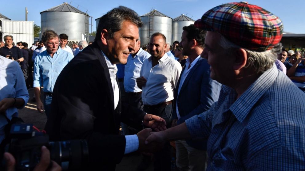 El ministro de Economía, Sergio Massa, anunció el Programa Impulso Tambero en Villa María, Córdoba.