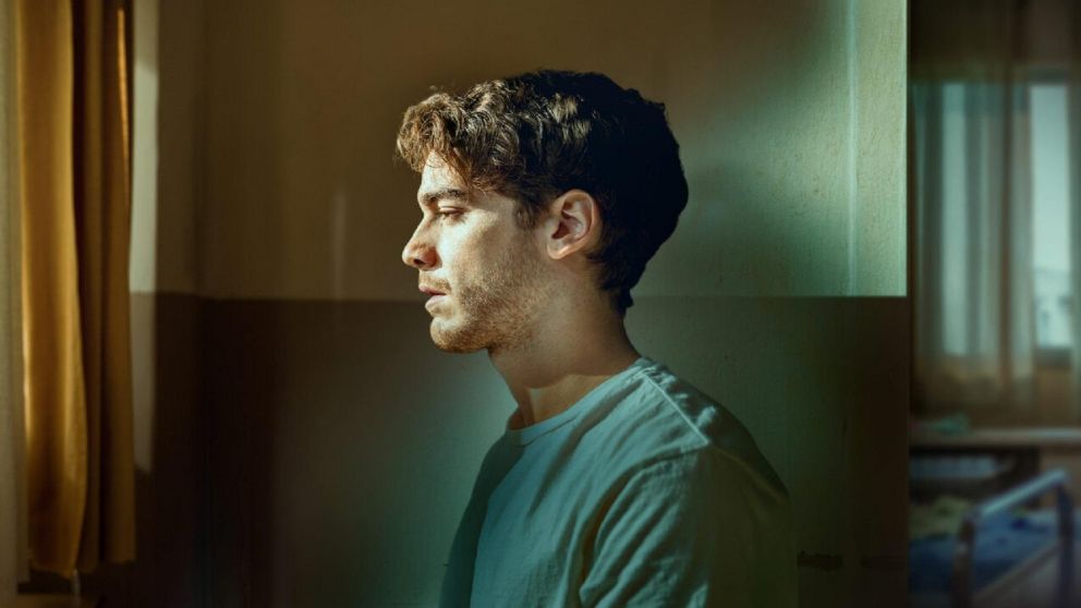 La miniserie italiana que es furor en Netflix por su trama (FOTO: Netflix).