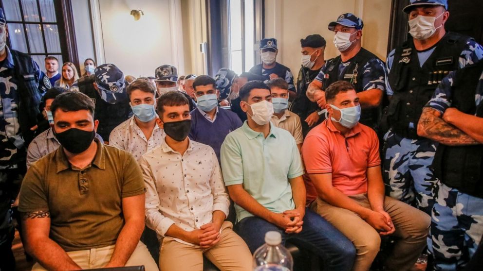 Los rugbiers imputados estarán presentes, al igual que desde la apertura del debate oral (Télam).