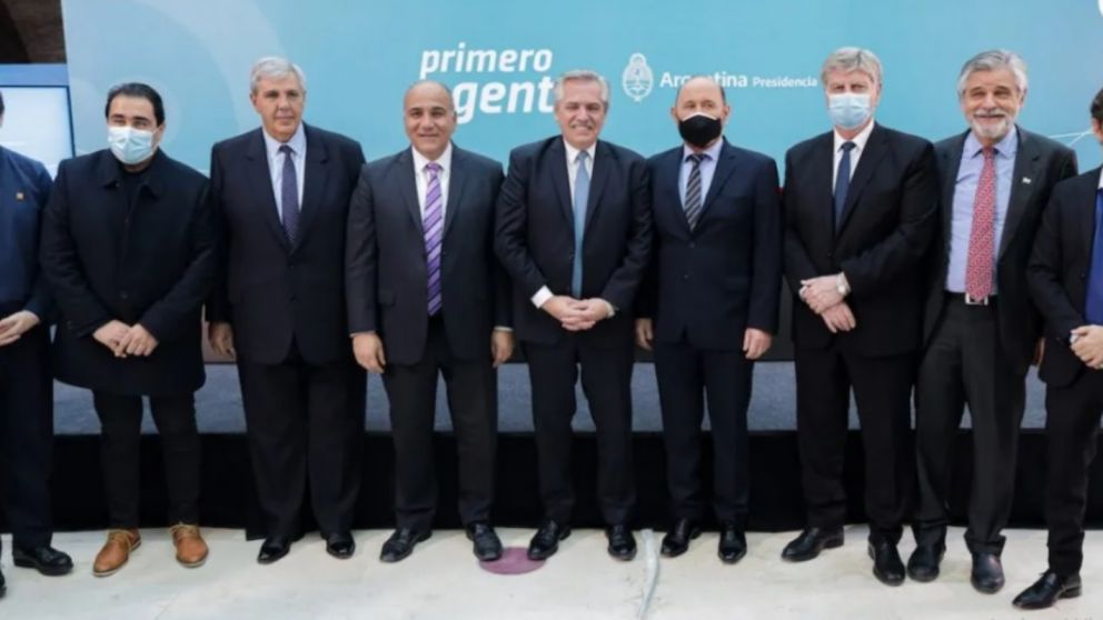 Se trata de la segunda reunión que se lleva a cabo entre el mandatario y gobernadores desde que el máximo tribunal dictara una cautelar a favor de la ciudad de Buenos Aires.