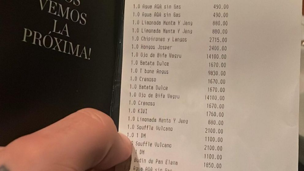 Subi� la cuenta del restaurante a Twitter, se volvi� viral y le llovieron las cr�ticas.