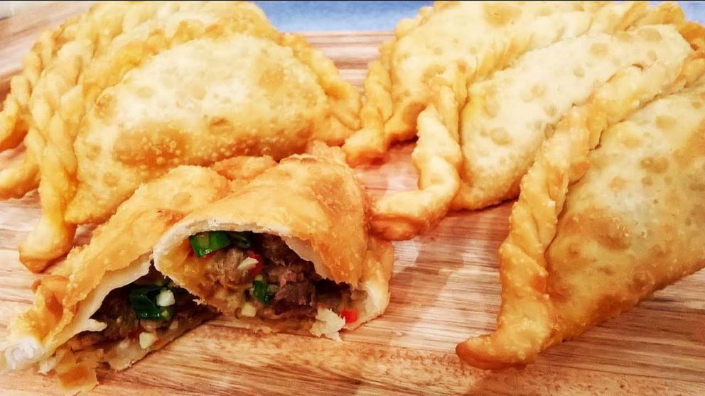 Riquísimas empanadas con sobras de asado de año nuevo.