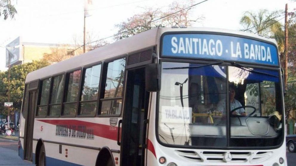 El presunto manoseo que sufrió una joven tuvo lugar un colectivo de la línea 17 (Imagen Ilustrativa).