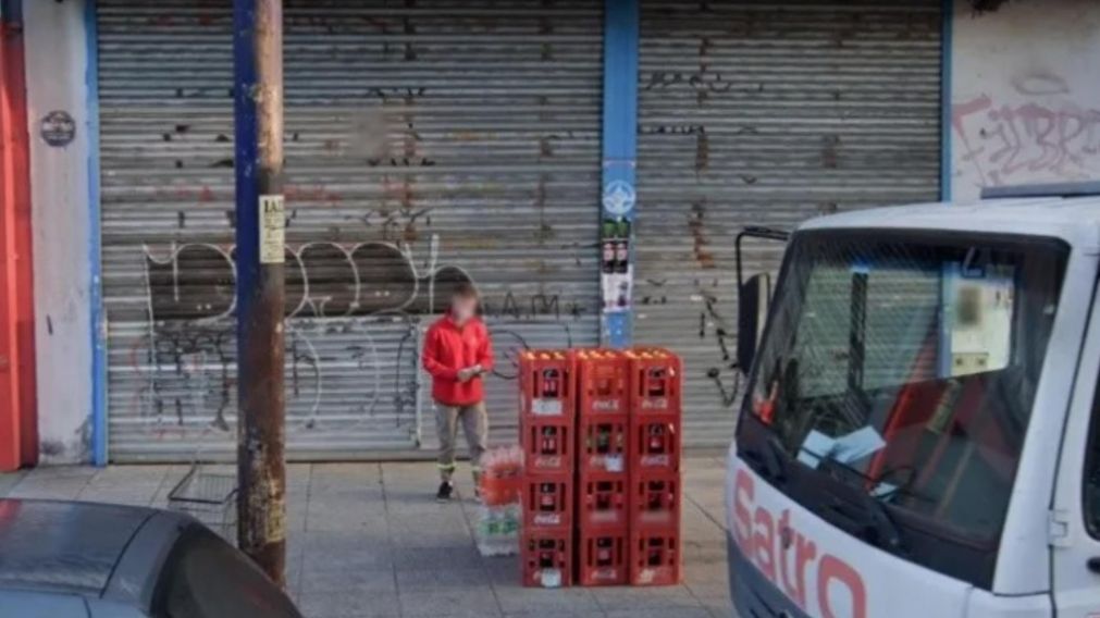 El hecho donde perdi� la vida el presunto delincuente se produjo en el interior de este comercio.