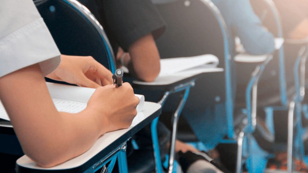 La historia de una tuitera que terminó la secundaria se hizo viral.