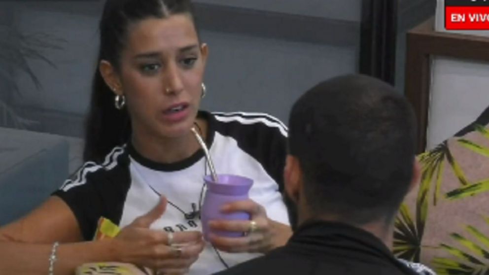 Juliana se reencontró con Maxi tras su reingreso a la casa de Gran Hermano.