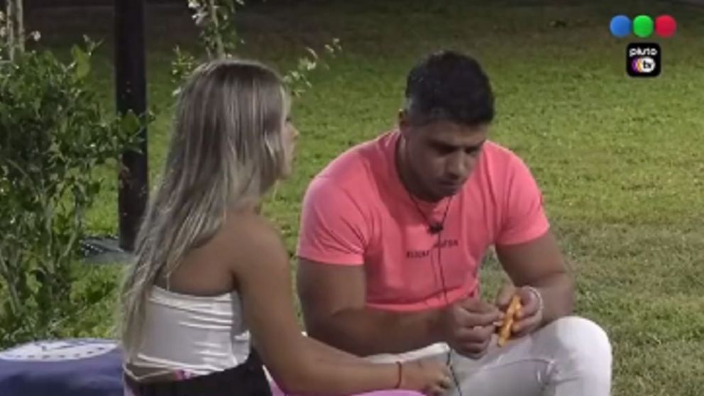 Coti y el Conejo discutieron en el patio de la casa de Gran Hermano.