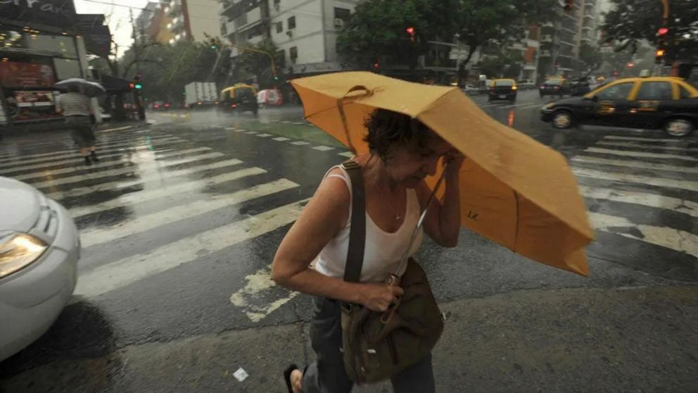 Alerta amarilla por tormentas, vientos fuertes y caída de granizo en seis provincias (imagen ilustrativa).
