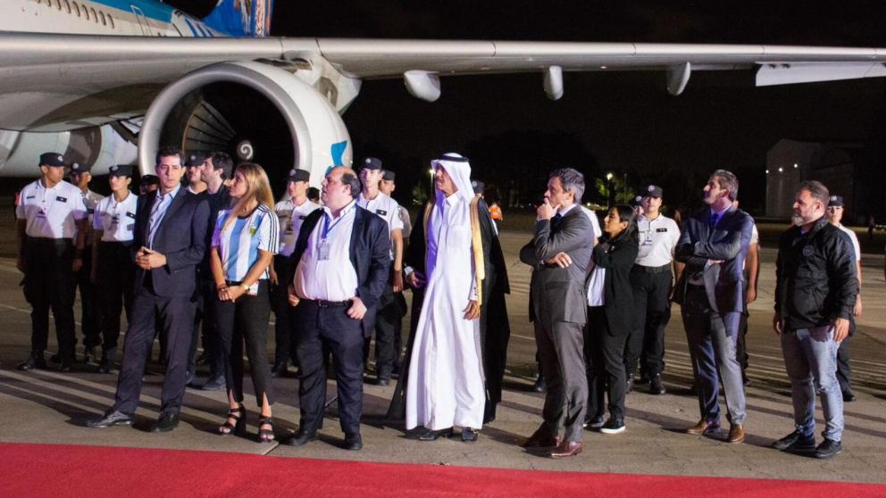Las autoridades que recibieron en Ezeiza a la Selección de Argentina campeona del Mundial Qatar 2022.