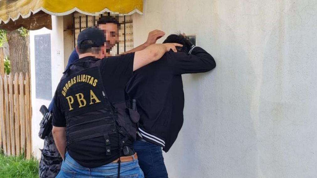 Así fue reducido uno de los integrantes de la organización de delincuentes.