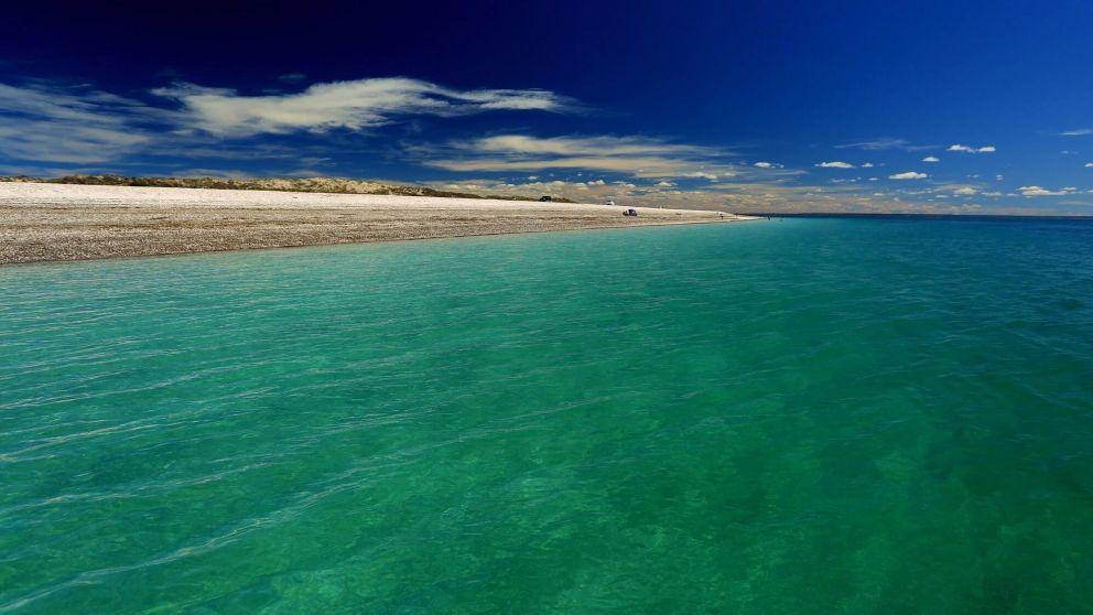 Playas solitarias, agua turquesa y hermosos amaneceres: tres playas perfectas para el verano en Argentina.