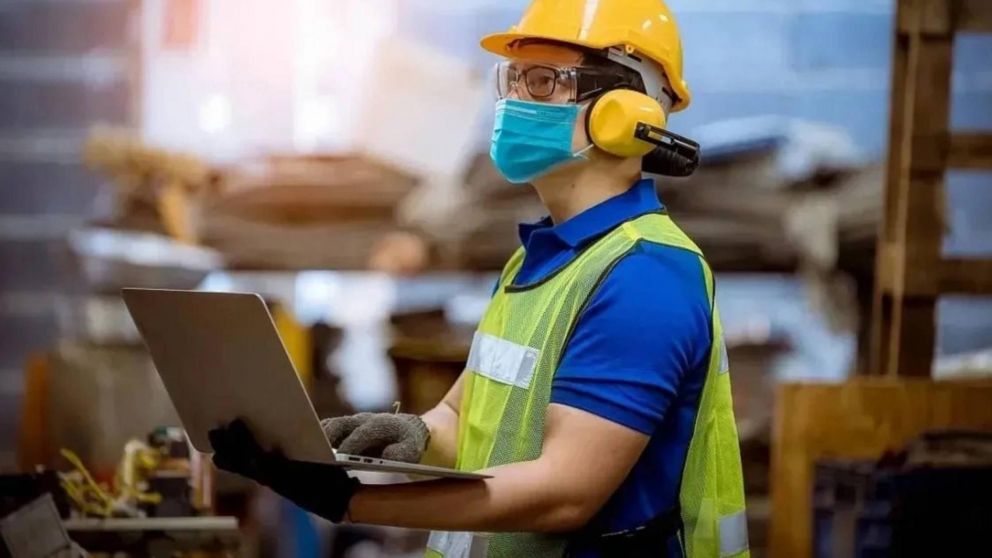 El bono de fin de año para trabajadores formales y beneficiarios del Potenciar se pagará en vísperas de Navidad y Año Nuevo. (Foto; Nahuel Ventura)