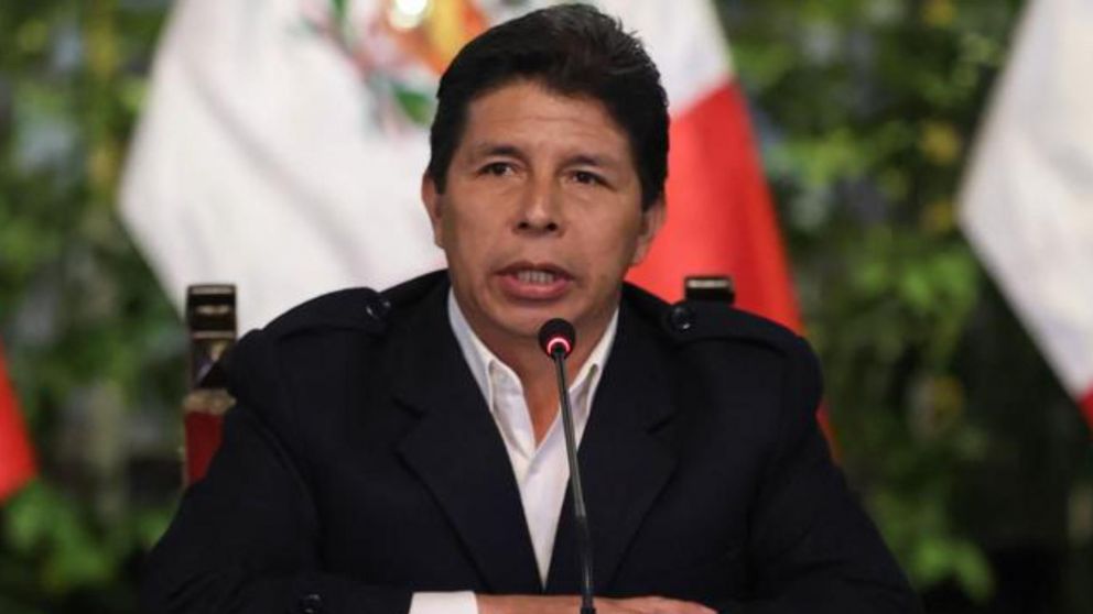 Pedro Castillo llam� a sus seguidores a recibirlo tras salir en libertad (AFP).