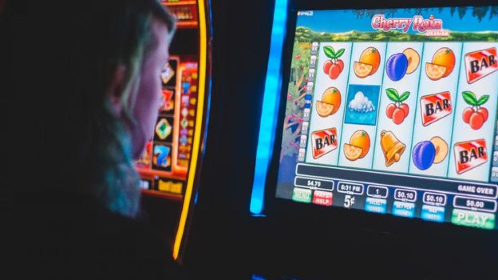 ¿Por qué juega la gente? Una mirada más profunda a la psicología de los juegos de casino