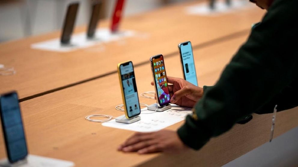 Ahora 10 entrar� en vigencia el 15 de diciembre para la compra de celulares en cuotas.