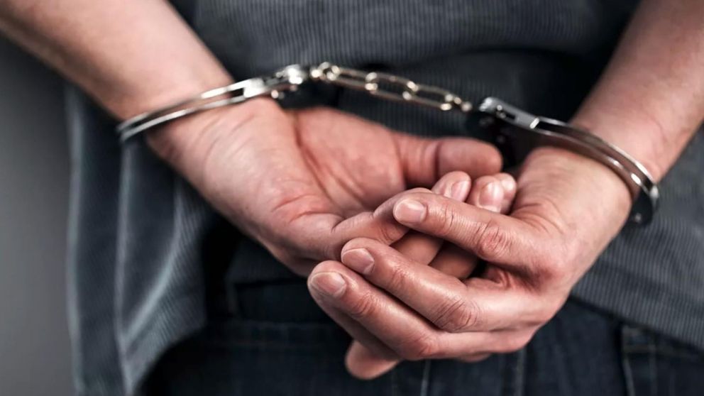 El sospechoso, de 29 años, fue detenido en un operativo realizado al sur del conurbano bonaerense (Imagen ilustrativa).